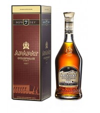 Коньяк АРАРАТ ОТБОРНЫЙ 7 лет